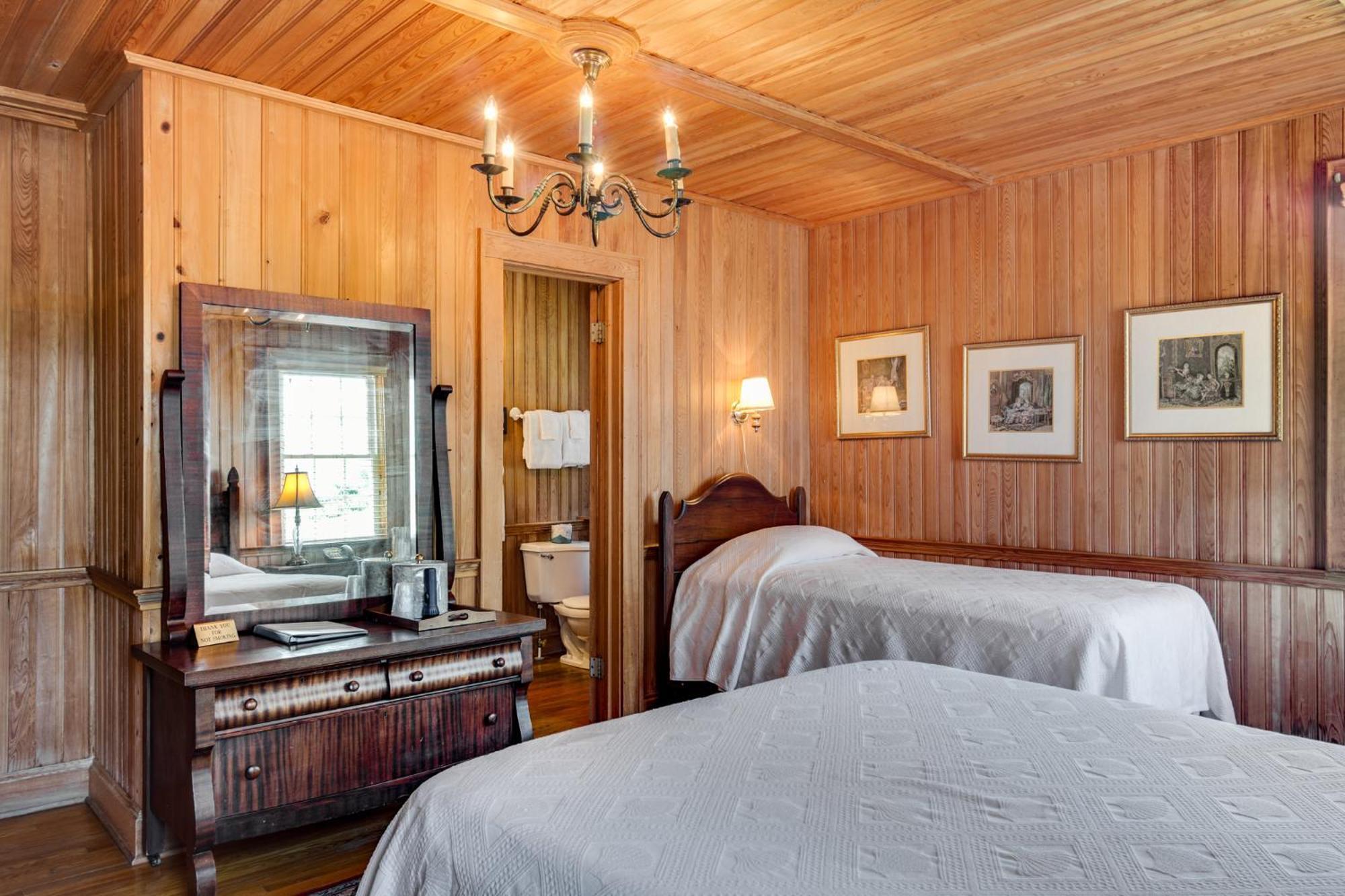 The Castle Bed And Breakfast Ocracoke Dış mekan fotoğraf